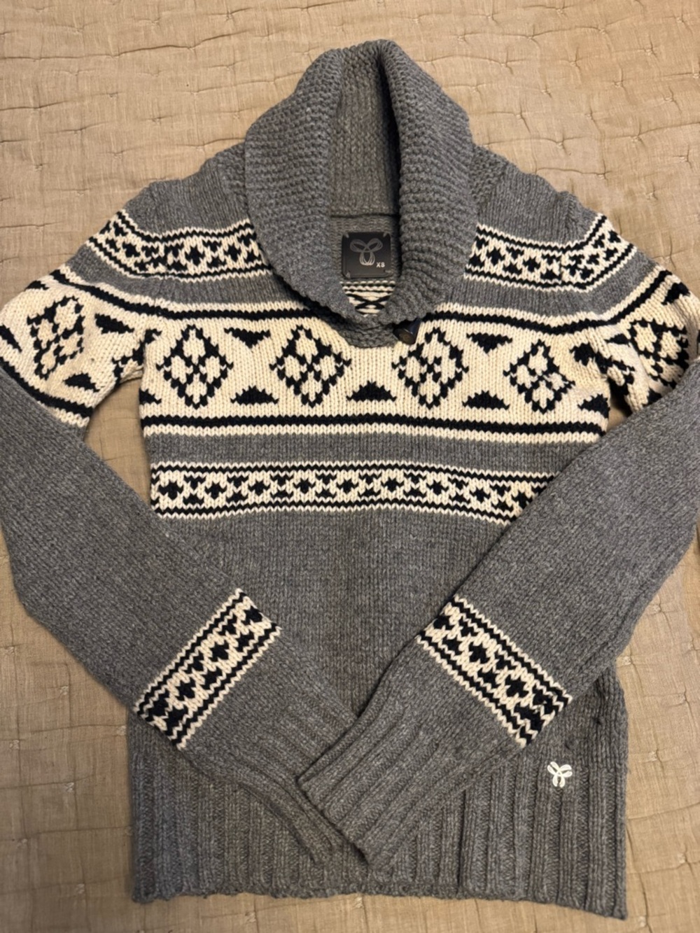 Aritzia Shawl Collar Fair Isle Sweater in Grey & Cream